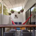 Mi casa es tu casa